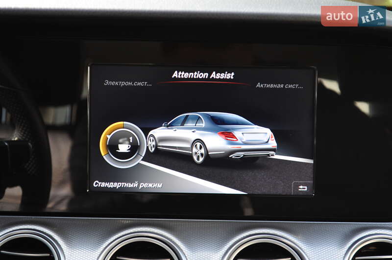 Седан Mercedes-Benz E-Class 2018 в Києві