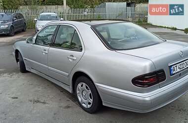Седан Mercedes-Benz E-Class 1999 в 