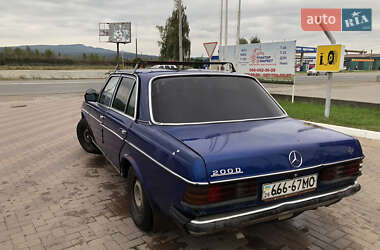 Седан Mercedes-Benz E-Class 1981 в 