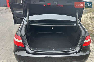 Седан Mercedes-Benz E-Class 2009 в 