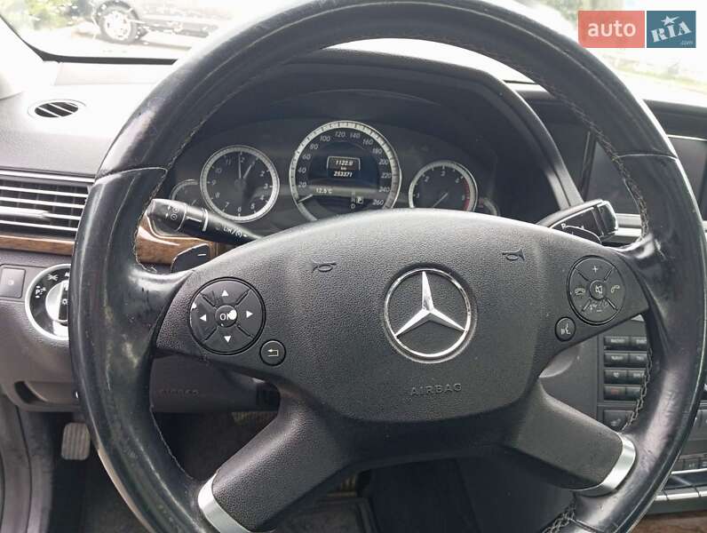 Седан Mercedes-Benz E-Class 2013 в Ужгороде