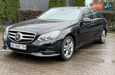 Седан Mercedes-Benz E-Class 2015 в 