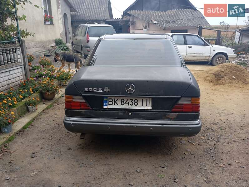 Седан Mercedes-Benz E-Class 1993 в Здолбуніві фото 7 Седан Mercedes-Benz E-Class 1993 в Здолбуніві
