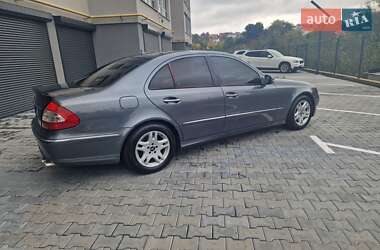 Седан Mercedes-Benz E-Class 2008 в 