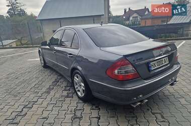 Седан Mercedes-Benz E-Class 2008 в 