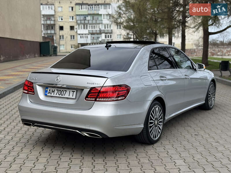 Седан Mercedes-Benz E-Class 2014 в Звягелі