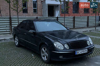 Седан Mercedes-Benz E-Class 2003 в 