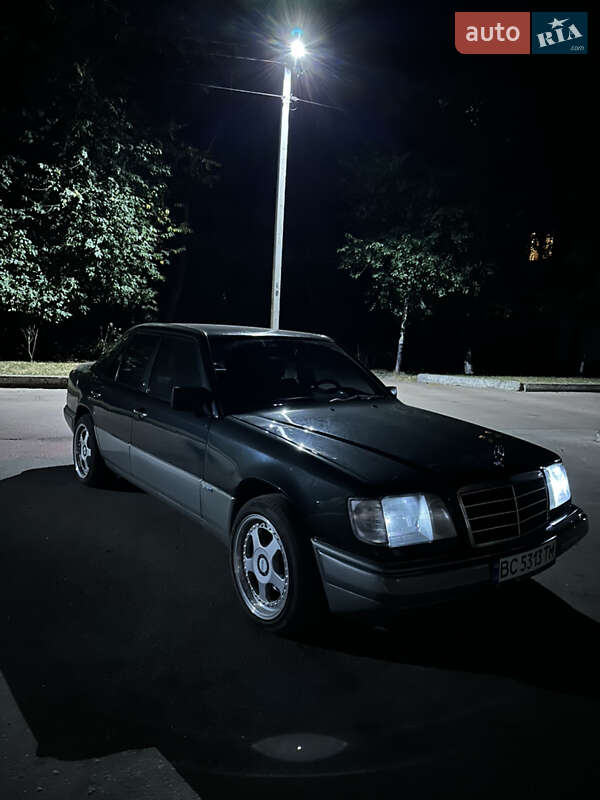 Седан Mercedes-Benz E-Class 1995 в Нежине