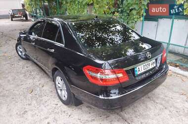 Седан Mercedes-Benz E-Class 2010 в 
