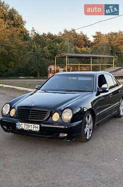 Седан Mercedes-Benz E-Class 2000 в Радивиліві