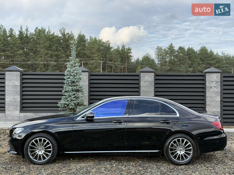 Седан Mercedes-Benz E-Class 2017 в Вараші