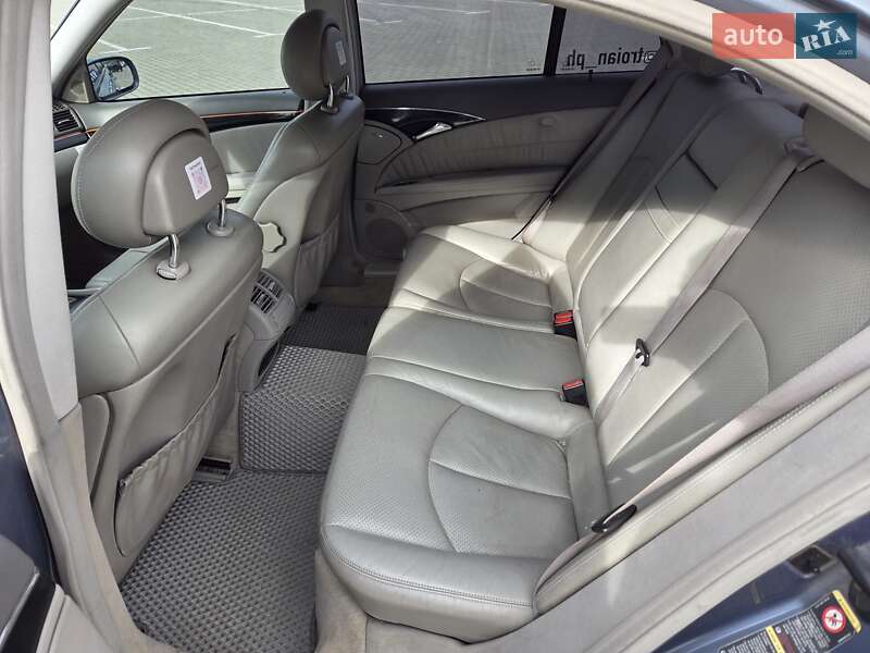Седан Mercedes-Benz E-Class 2003 в Тернополі