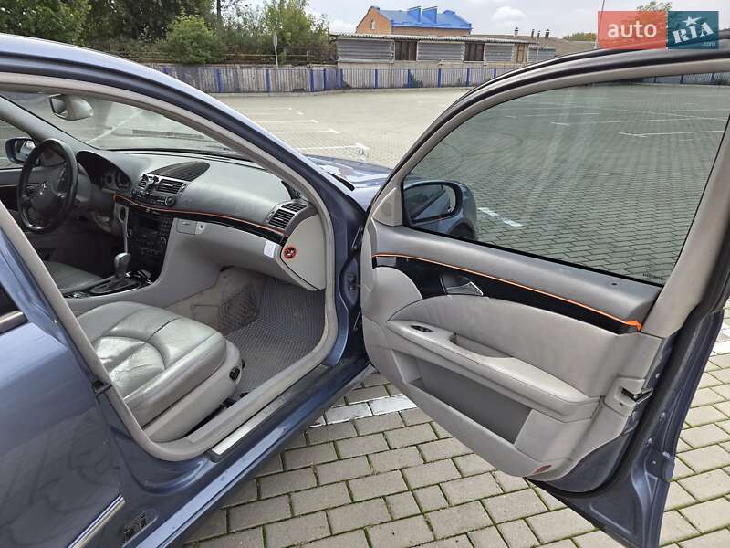 Седан Mercedes-Benz E-Class 2003 в Тернополі