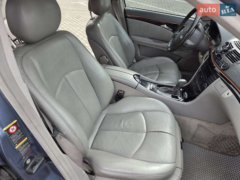 Седан Mercedes-Benz E-Class 2003 в Тернополі