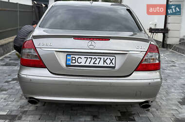 Седан Mercedes-Benz E-Class 2008 в 