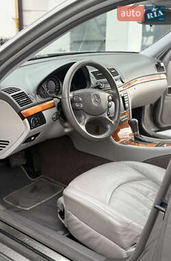 Седан Mercedes-Benz E-Class 2008 в 