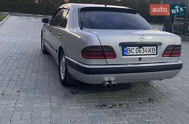 Седан Mercedes-Benz E-Class 1996 в 