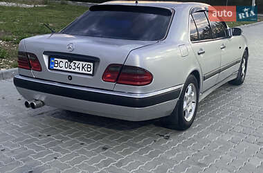 Седан Mercedes-Benz E-Class 1996 в 