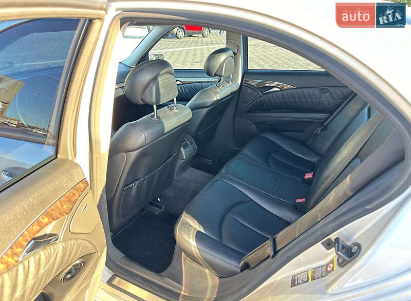 Седан Mercedes-Benz E-Class 2005 в Слов'янську