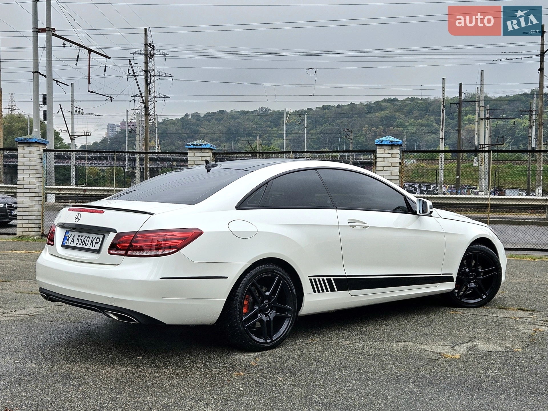 2014 Mercedes-Benz E-klasse - фото 1