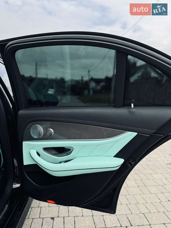 Седан Mercedes-Benz E-Class 2016 в Рівному