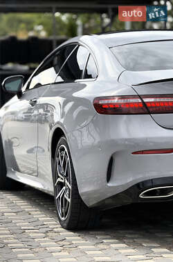 Купе Mercedes-Benz E-Class 2023 в 
