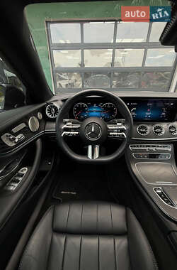 Купе Mercedes-Benz E-Class 2023 в 