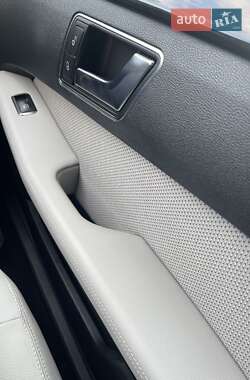 Универсал Mercedes-Benz E-Class 2011 в 