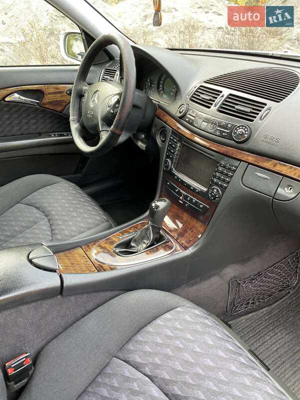 Седан Mercedes-Benz E-Class 2004 в Хоролі фото 23 Седан Mercedes-Benz E-Class 2004 в Хоролі