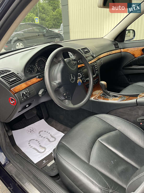 Седан Mercedes-Benz E-Class 2004 в Хмельницком