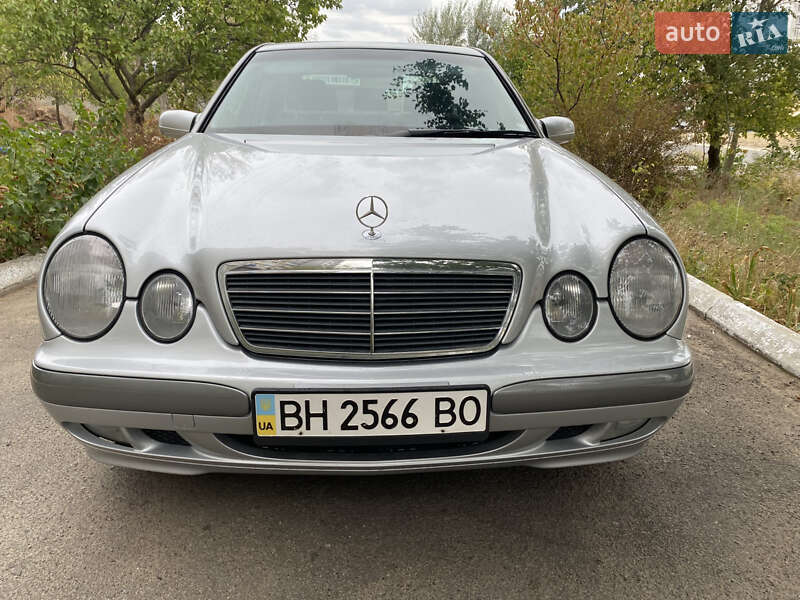 Седан Mercedes-Benz E-Class 2000 в Белгороде-Днестровском