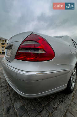 Седан Mercedes-Benz E-Class 2003 в 