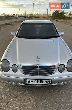 Седан Mercedes-Benz E-Class 2000 в Одессе