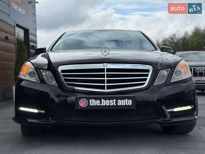Седан Mercedes-Benz E-Class 2012 в Рівному