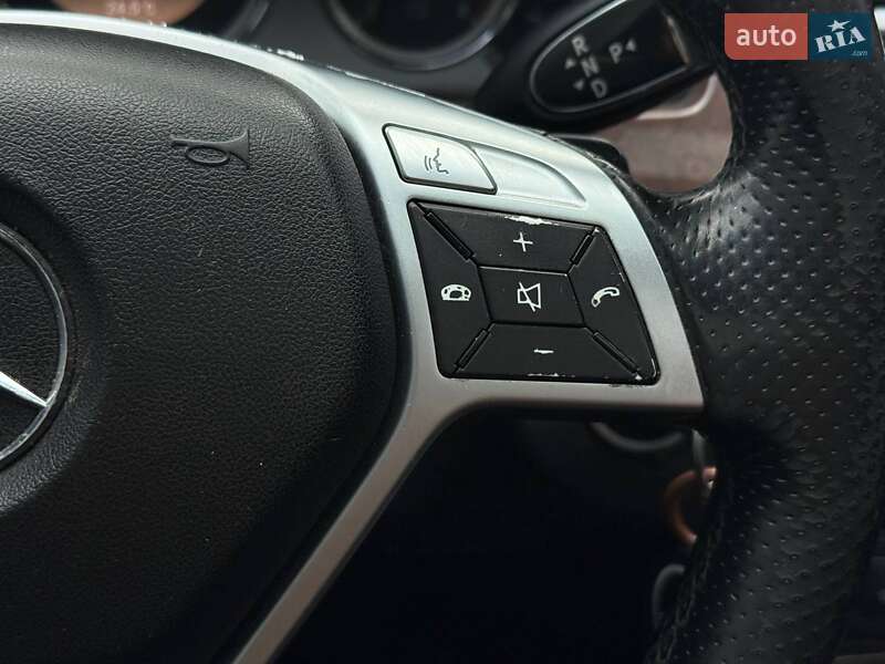 Седан Mercedes-Benz E-Class 2012 в Рівному