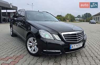 Универсал Mercedes-Benz E-Class 2011 в Ивано-Франковске