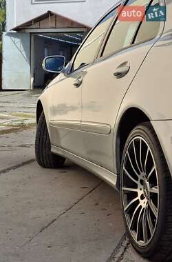 Седан Mercedes-Benz E-Class 2007 в 