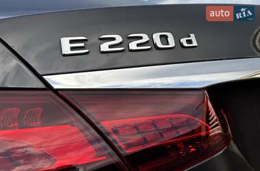 Седан Mercedes-Benz E-Class 2021 в 