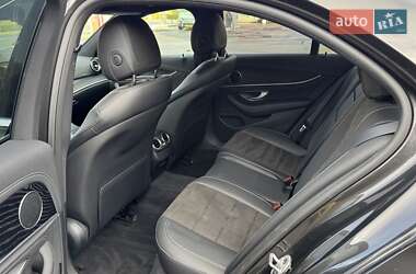 Седан Mercedes-Benz E-Class 2021 в 