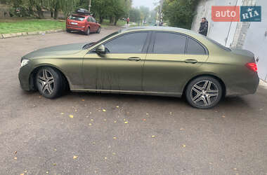 Седан Mercedes-Benz E-Class 2016 в 