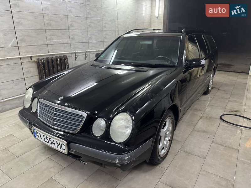 Универсал Mercedes-Benz E-Class 2001 в Валках фото Универсал Mercedes-Benz E-Class 2001 в Валках