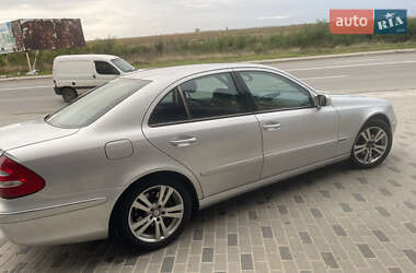 Седан Mercedes-Benz E-Class 2003 в 
