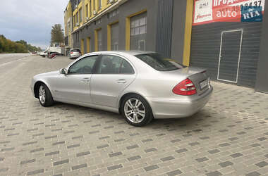 Седан Mercedes-Benz E-Class 2003 в 