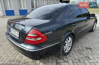 Седан Mercedes-Benz E-Class 2005 в 