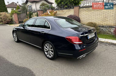 Седан Mercedes-Benz E-Class 2017 в 