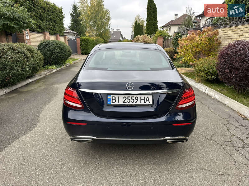 Седан Mercedes-Benz E-Class 2017 в Киеве