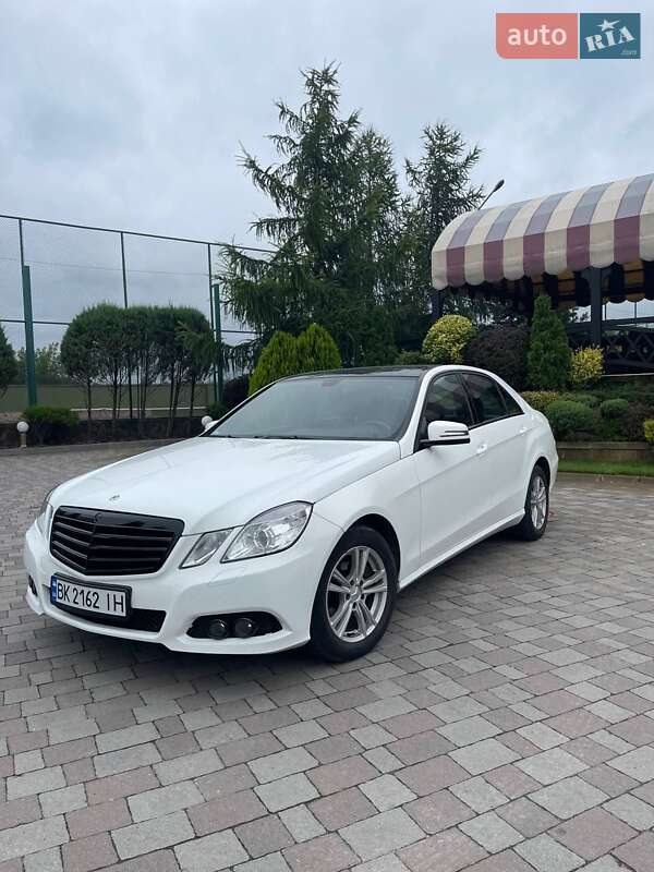 Седан Mercedes-Benz E-Class 2011 в Сарнах фото 7 Седан Mercedes-Benz E-Class 2011 в Сарнах