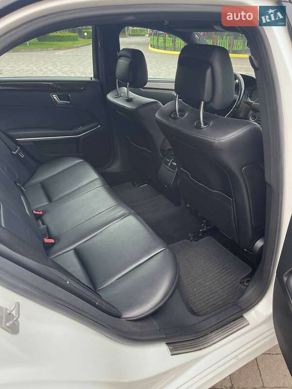 Седан Mercedes-Benz E-Class 2011 в Сарнах фото 16 Седан Mercedes-Benz E-Class 2011 в Сарнах