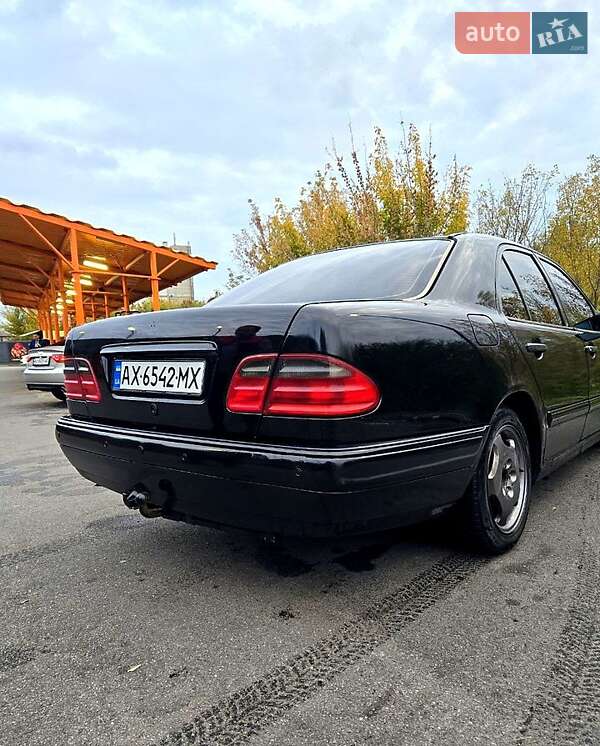 Седан Mercedes-Benz E-Class 1996 в Харкові