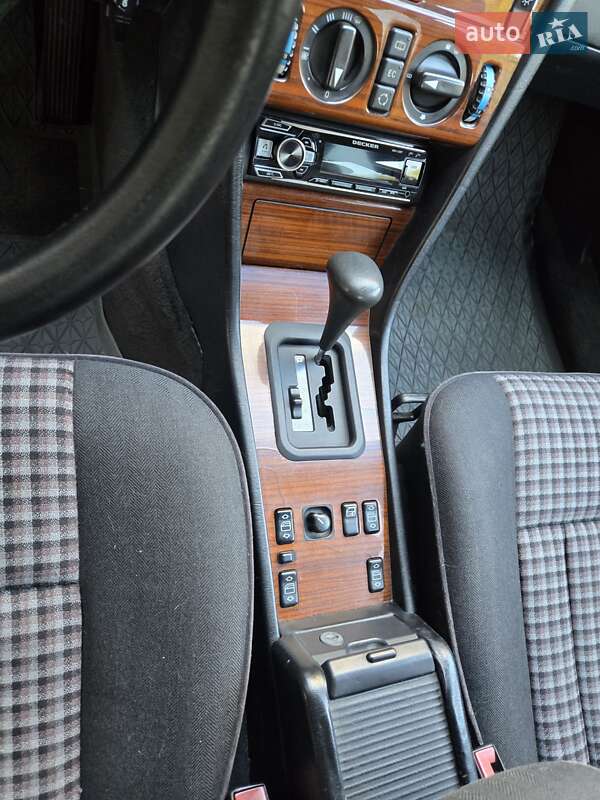 Седан Mercedes-Benz E-Class 1995 в Львове фото 22 Седан Mercedes-Benz E-Class 1995 в Львове